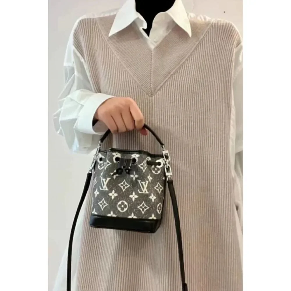 Louis Vuitton Women Pre-Loved Bag Very Good Condition